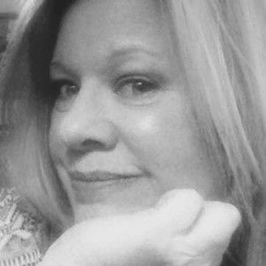 Meet your Posher, Shellie